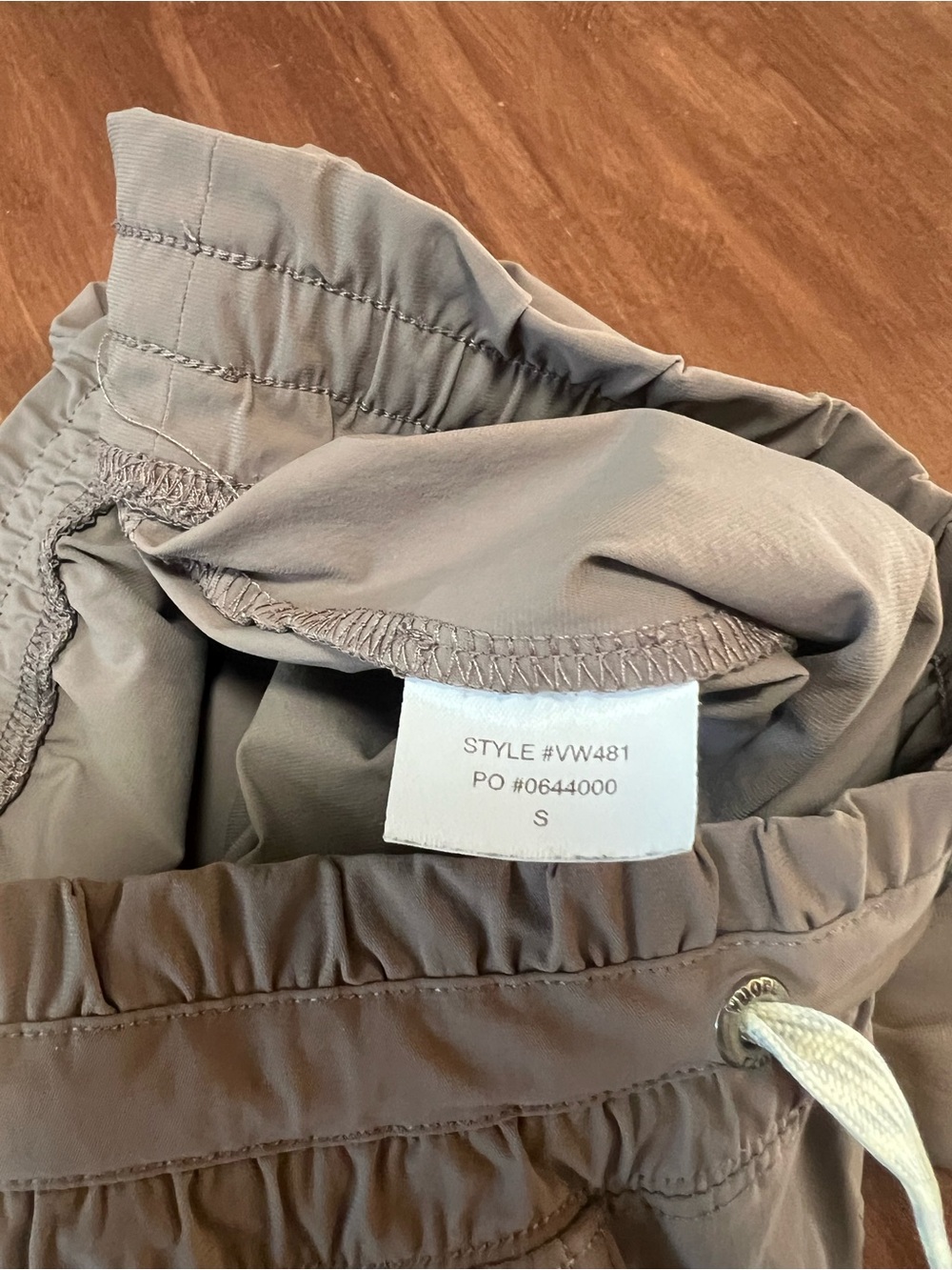 Vuori Miles Jogger Mauve Oregano Size S - Picture 7 of 7
